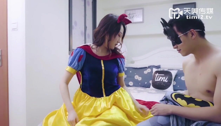 Sex nàng bạch tuyết địt nhau với batman cực mạnh